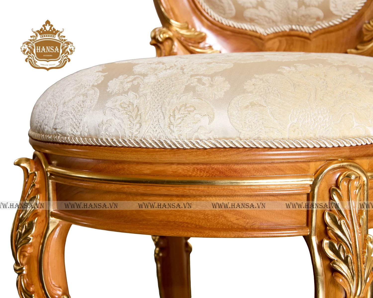 ghe-bar-tan-co-dien-lung-cao-5