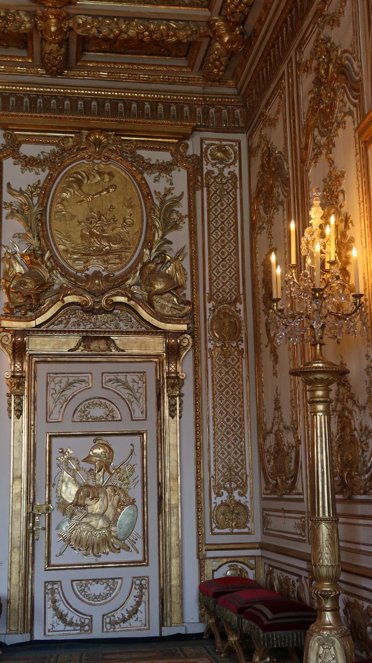 ngon-ngu-cua-anh-sang-trong-khong-gian-co-dien-chau-au-4